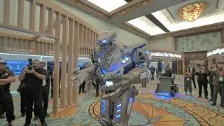 Huawei Titan robot | Dubai robot Exhibition | The freaking robot in Dubai | Robocop 1987