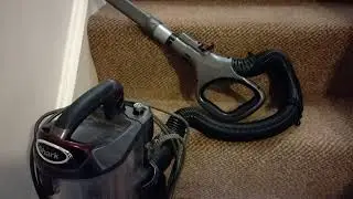 Shark Lift Away Vacuum Cleaner - Tips for Cleaning Stairs (NV601)