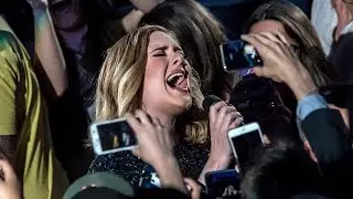 Adele Stops Concert To Tell Fans To Stop Filming