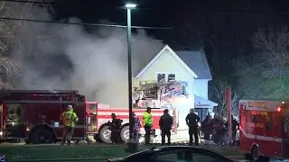 Couple Escapes Raging Fire Even as Floor Collapses