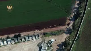 شاهد|| لقطات جوية تظهر الهروب الجماعي لعناصر وآليات عصابات الأسد أمام تقدم مقاتلينا بريف إدلب.