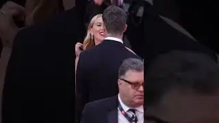 Scarlett Johnson and Colin Jost are all loved-up on the red carpet. We&rsquo;ve never felt so single.