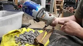 How I Made a Vibrating Parts Cleaner with Scrap Materials around the shop