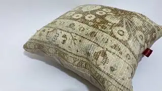 H123 Traditional Handwoven Kilim Accent 20-20 inch