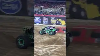 ￼ Went to the DMV to get my drivers license Monster Jam #Subscribe ￼