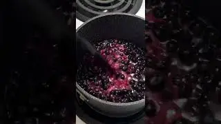 A perfect Blueberry Filling 🫐          #baking #cakerecipe #blueberry rry