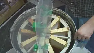 Навыки выживания с Рассом. Пчеловодство. Часть 4 из 4.