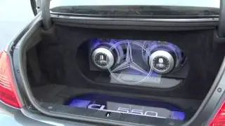 Mercedes CL550 2008 года выпуска, оснащенный JL Audio 12w6v2-d4 и JL Audio 1000/1v2