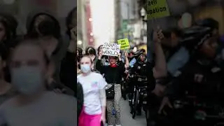 03/18/25 | Chicago protesters condemn Israeli strikes on Gaza that killed over 400. #shorts