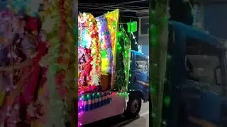 മുണ്ടയാപറമ്പ് ക്ഷേത്രത്തിലേക്കുള്ള താലപ്പൊലി ഘോഷയാത്ര അങ്ങാടിക്കടവ് ടൗണിൽ എത്തിയപ്പോൾ 