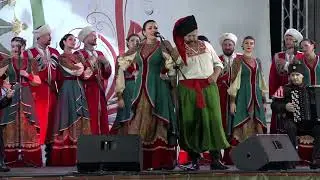Кубанский казачий хор - «Ой, мий милый варэнычкив хоче»