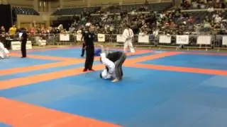 Tessa Simpson (Gracie Legacy) vs. Sue Ausman (Lutter) - UAEJJ San Antonio Trials 2013