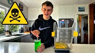 I caught Josh trying to poison me 😱 why would he even try to poison me 🤔