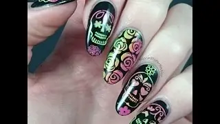 Gradient Sugar Skulls - MoYou London