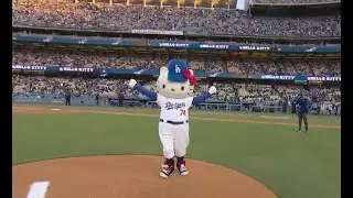 Hello Kitty&rsquo;s PURR-fect first pitch!