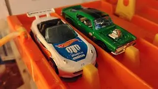 2015 Mazda MX-5 Miata Custom vs 1968 Plymouth Barracuda Hemi Cuda Fastback King Coda