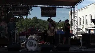 Hebdo [June 30, 2018] boogie on the bricks - Athens, OH