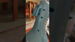 How to remove the handle bar from the Black and Decker steam mop