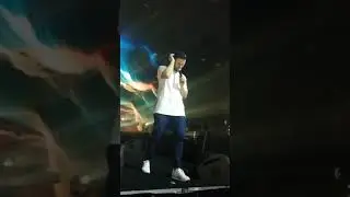 Макс Корж Минск-Арена 2017. Финальная песня - Эмилия. Концерт в Минске.