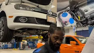 Замена масляного радиатора и промывка охлаждающей жидкости на Volkswagen Eos 2.0T | Закадровый голос