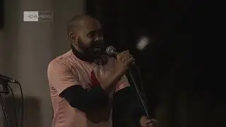 Por Mart&iacute; y Fidel, marcha con las antorchas del centenario en alto