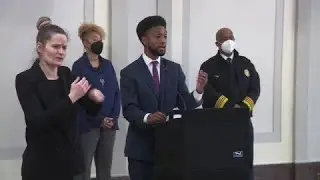 Mayor Brandon Scott makes an announcement concerning vacant properties in Baltimore