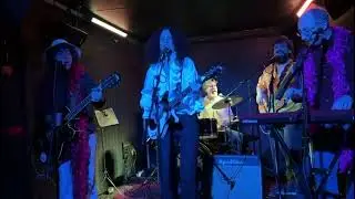 Frasferatu & The New Bloodsuckers, Sitting in the Midday Sun (Live at Juglar, Madrid, feb-15-2025)