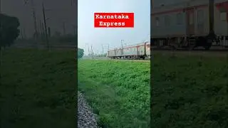 #karnatakaexpress #trainshorts #indianrailjourney #traintravel #indianrailways #donvlogh #train