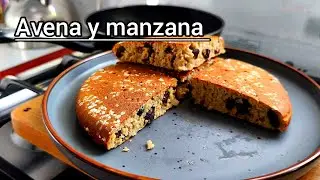 Pastel de Avena y manzana! Sin horno ni azúcar ni harinas refinadas! 