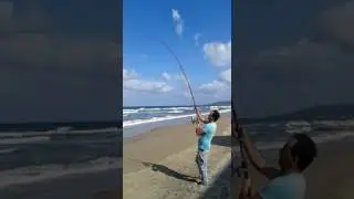 Pesca dalla spiaggia mirko