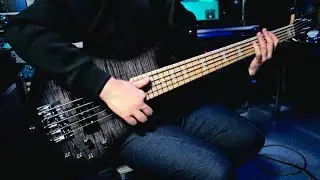 Slap bass on 
