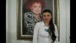 Marcela Alarc&oacute;n de la W invita a seguir a @FITBogota