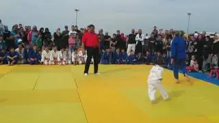 Le combat de judo  du si&egrave;cle maman Salima Souakri contre sa fille Maria... &Agrave; votre avis qui va gagn&eacute;