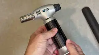 Sondiko Refillable Butane Torch &ndash; Great for Cr&egrave;me Br&ucirc;l&eacute;e, Cheese, & More #torch #cookingtips