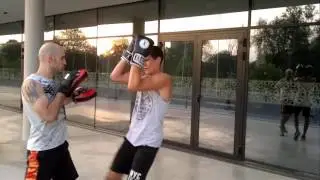Contra lowkick exterior Tedi Combat Team K1 Muay Thai Kempo MMA