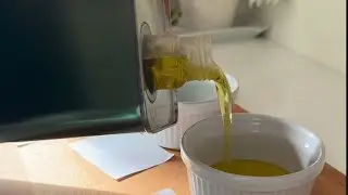 Andiamo a scoprire come riconoscere il vero olio extravergine d’oliva di massa qualità, da quello tr