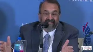 The Muslims are Flooding Into Texas - Trevor Loudon