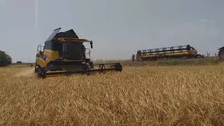 New Holland CX 6.80