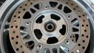 Burgman 650 - DIY - Front Wheel Bearings Maintenance