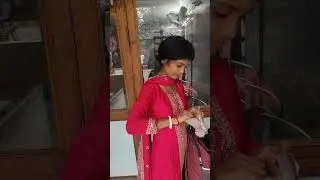 Roshni Ko pizza Khilaya