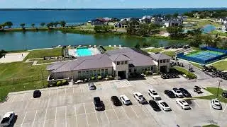 Heath Golf & Yacht Club by Partners in Building