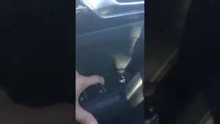 Audi Q5 2018 - Problem with the front windows on both sides
