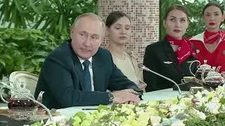Putin meeting with fly attendants and warns about imposing no fly zone in Ukraine