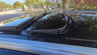 2015 BMW X5 35d diesel moon roof vent closing and sunshade opening  (F15)