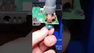 Как отпаять 3D аналог(стик) от Dualsense меньше чем за 10 секунд #dualsense