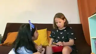 Lyanna and Olivia talk about Netflix series Stranger Things during their playdate 😄