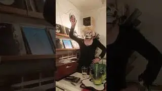 Mucke h&ouml;ren 2 