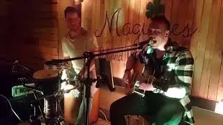 Eben & Michael live at Maguiers [Worcester]