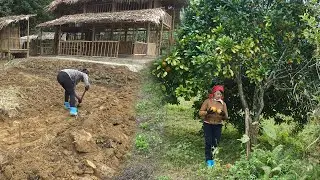 A Tireless Day of a Single Mom: Digging a Pond Project and Selling Roots at the Rural Market