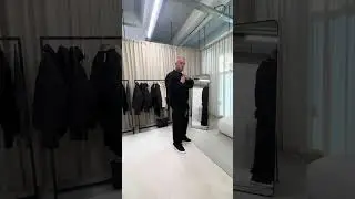 Showroom Visits JeBroer | In Gold We Trust